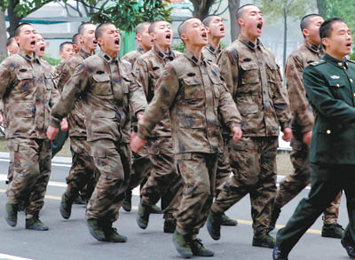 当兵是不是所有部队新兵连训练都一样吗?-新兵