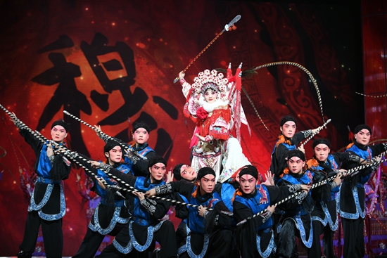 第九届中国戏剧奖·曹禺剧本奖颁奖典礼在广州举行
